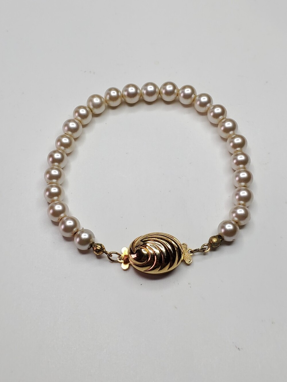 Vtg. Sarah Coventry Faux Pearls Bracelet